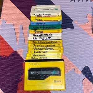 OLD SCHOOL KIDS STERO WITH 14 TAPES